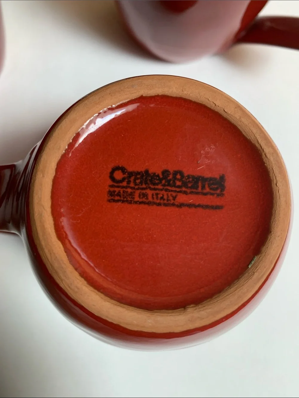 Crate&Barrel Red Ceramic Mug Set. Excellent pre-Owned. Set of 3. Made in Italy.